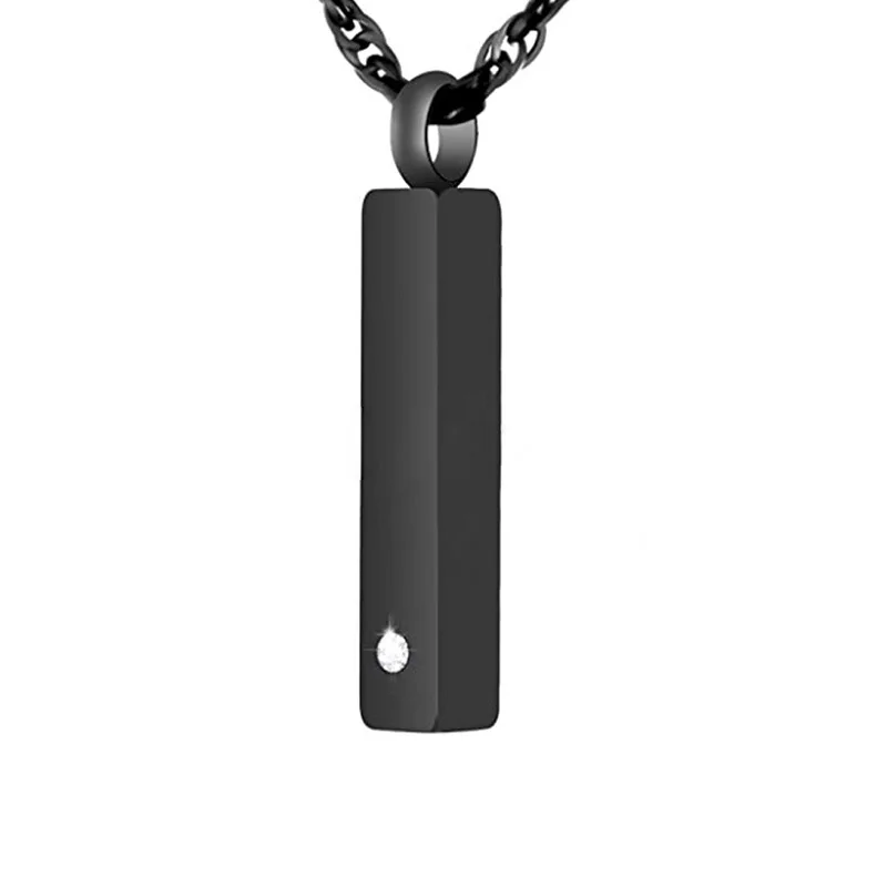Negro con Cadena