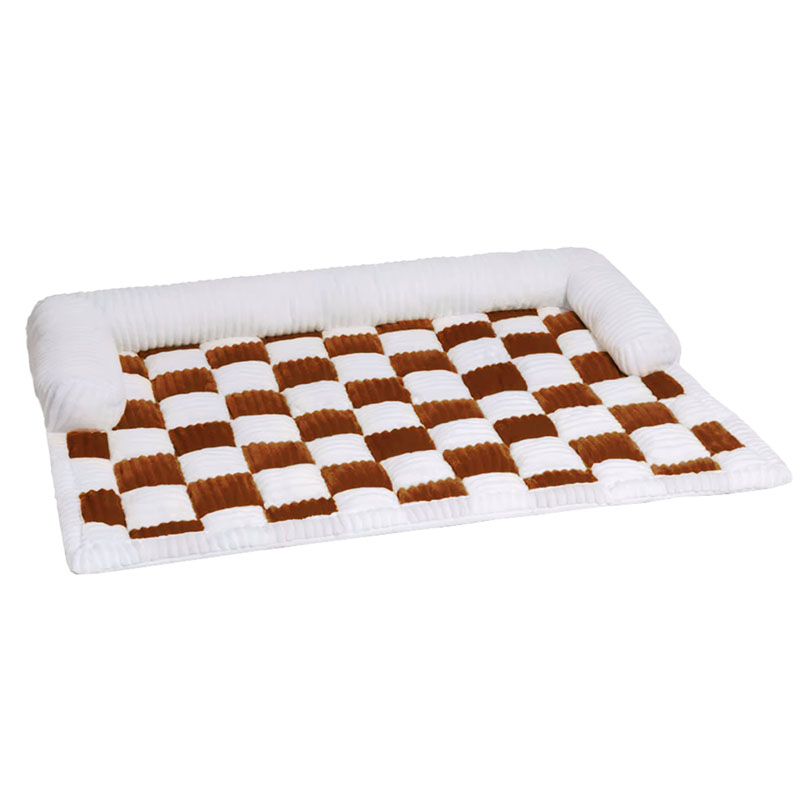 Marrón y blanco