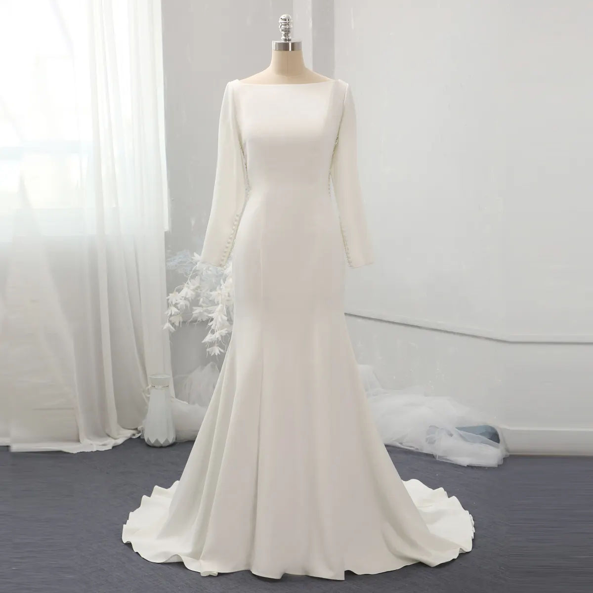 Vestido de novia de manga larga, ajustado, diseño crepé, liso, pequeño, para exteriores, tela satinada de sirena, novedad de 2021