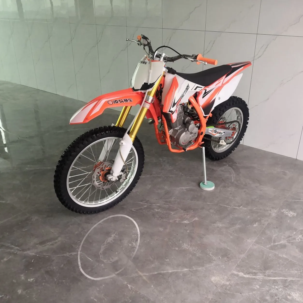 2020 Motocross Mới Giá Rẻ 4 Thì 150cc 200cc 250cc Dirt Bike Cho Người Lớn Với CE