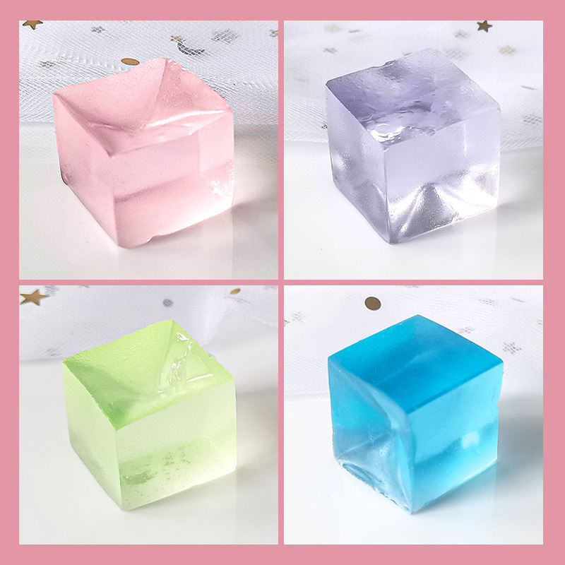 ก้อนน้ำแข็งสีโปร่งแสง-2.5*2.5*2.5 ซม.-11 ก