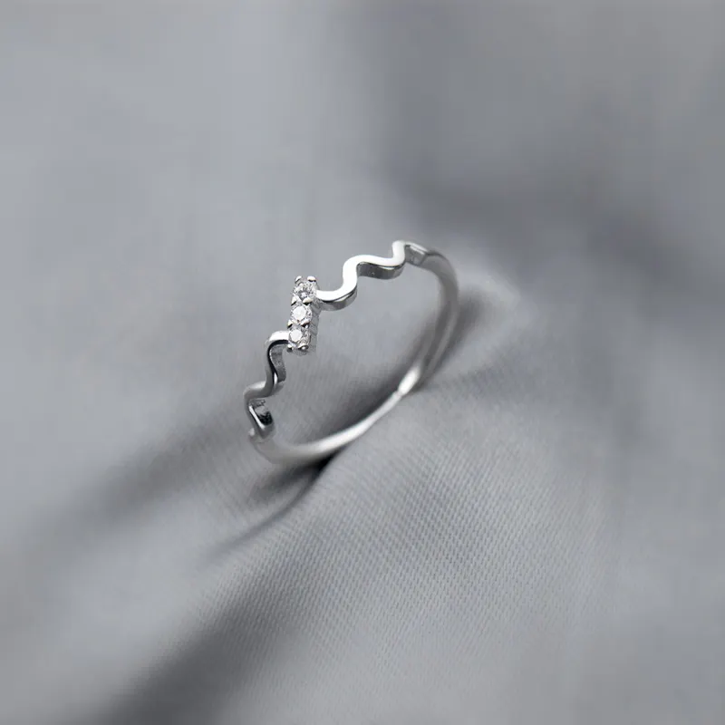 Zircone CZ minimalista all'ingrosso in argento Sterling 925 pavimenta gli anelli dell'onda nuovi gioielli freschi
