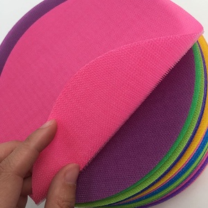 Alfombra de Velcro Multicolor, rotuladores, círculos, puntos, gancho y bucle para aula - Product Image 5