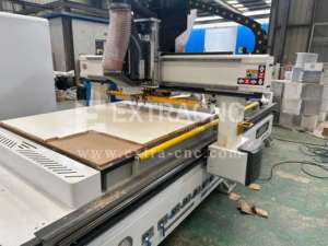 เครื่องเราเตอร์ <span class=keywords><strong>CNC</strong></span> แบบ<span class=keywords><strong>3</strong></span>แกน ATC เครื่องจักรเราเตอร์ไม้ <span class=keywords><strong>CNC</strong></span> 4x8สำหรับทำเฟอร์นิเจอร์1325งานไม้