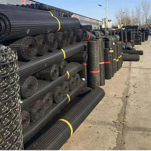 Crimped Black HDPE Plastic Mesh <strong>Netting</strong> Square Hole Shape Bending Cutting for Orchard Vineyard Protection Anti-Bird Pest Control - Product Image 3