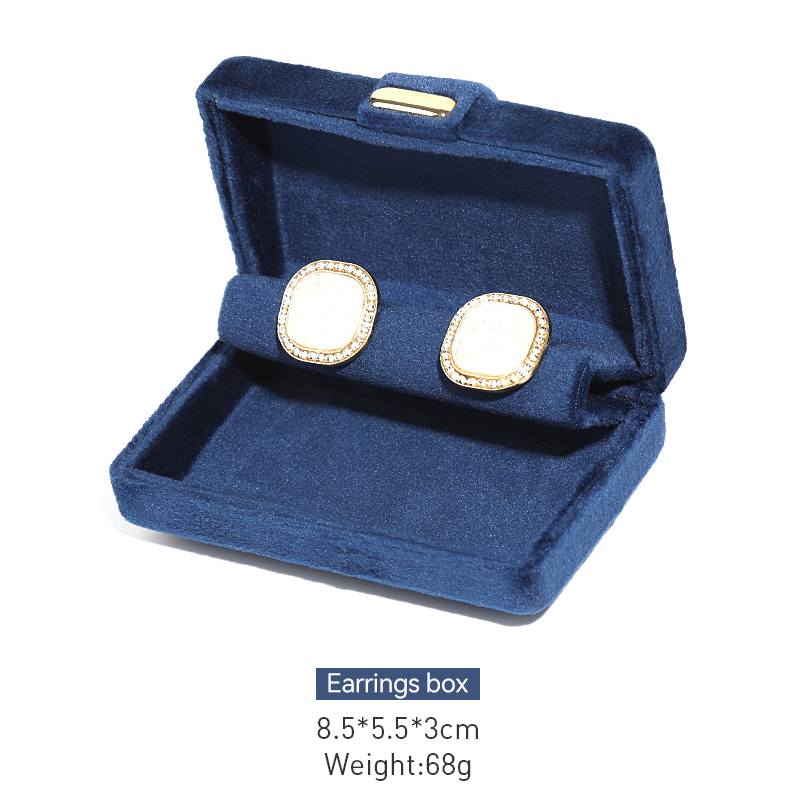 Boîte de boucle d'oreille bleu