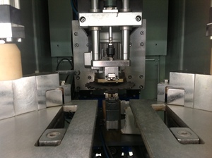 Voll automatisches PVC-Naht reinigungs system-obere/untere vertikale Fräser, Programm korrektur vor Ort - Product Image 5