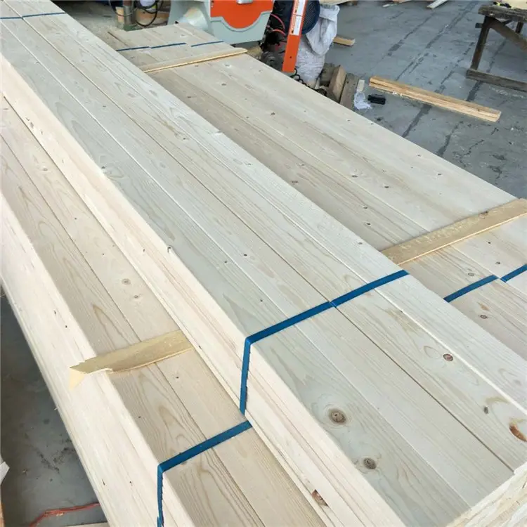 Precio barato Tablero de madera maciza natural 2x4 Tablón de andamio de madera de pino Lvl