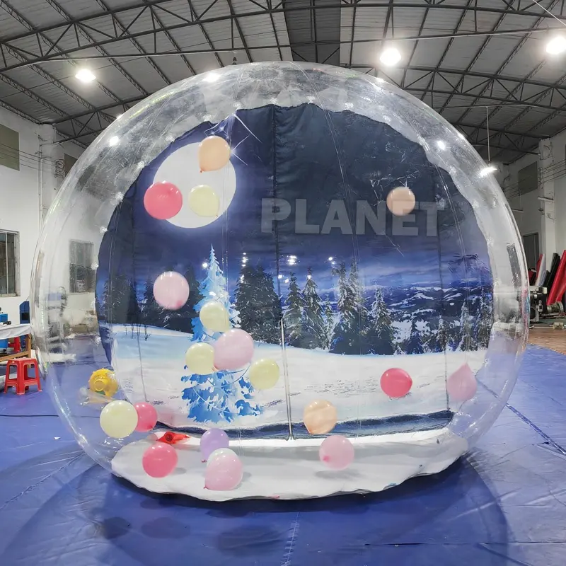 Palloncini gonfiabili popolari caldi del fiocco di neve casa gonfiabile dei palloncini della bolla di natale della tenda della cupola trasparente con lo sfondo su misura