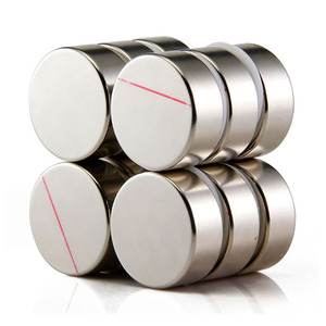 12kg çekme kuvveti neodimyum yuvarlak mıknatıslar nikel kaplama eksenel mıknatıslanma N40 sınıf dia20x10mm disk mıknatısları satılık - Product Image 1