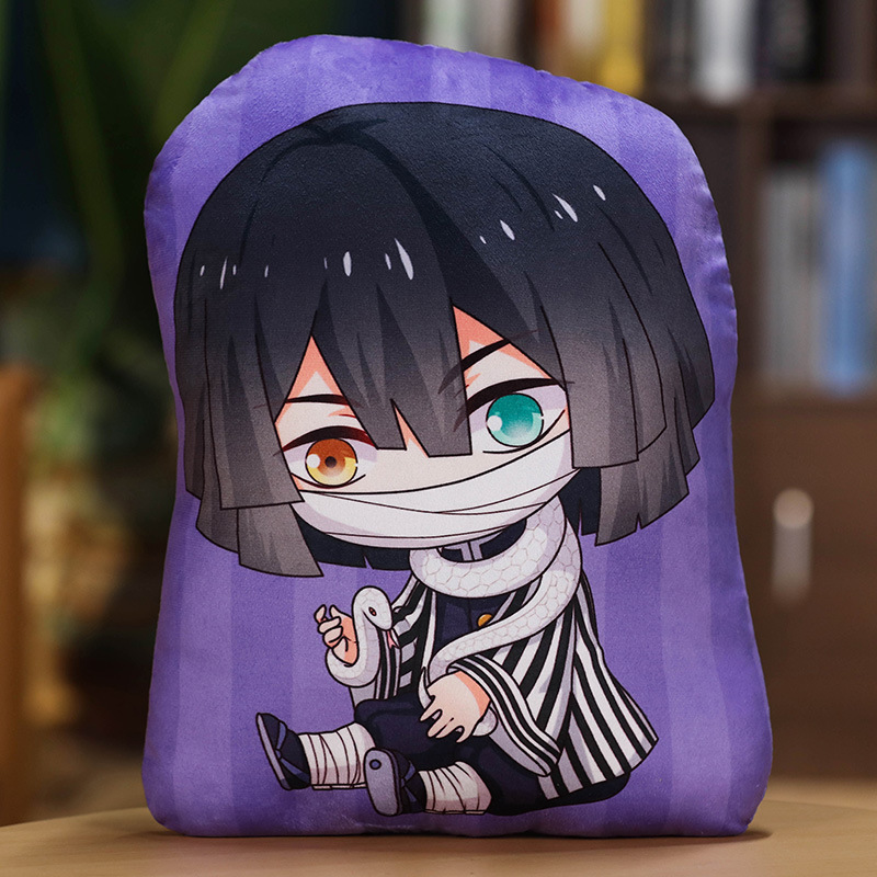 Snake pillar holding plush toy