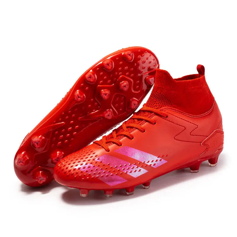 صور مخصصة PVC الشهيرة العلامة التجارية الأحمر التمهيد أحذية رياضية لكرة القدم