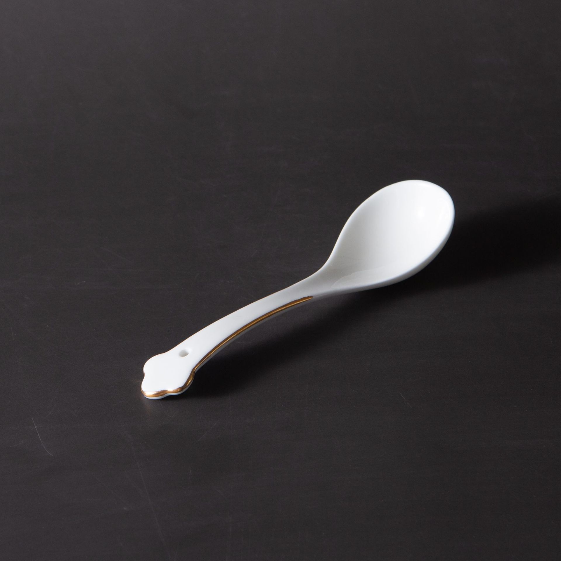 Cuillère blanche