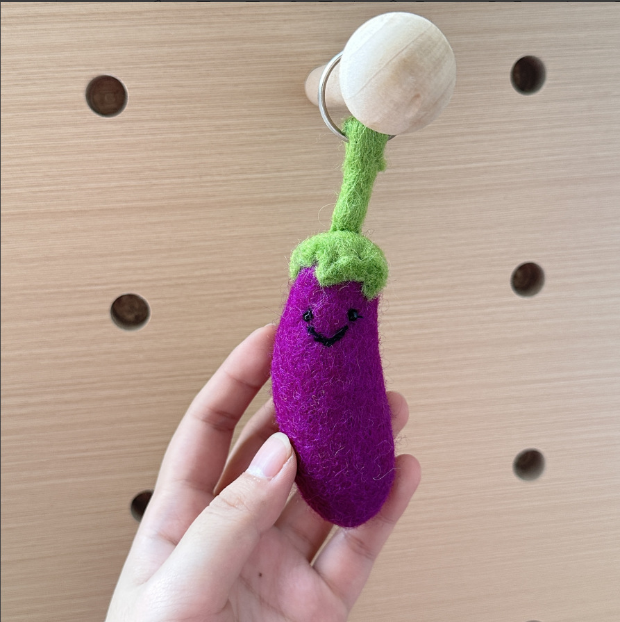 Aubergine