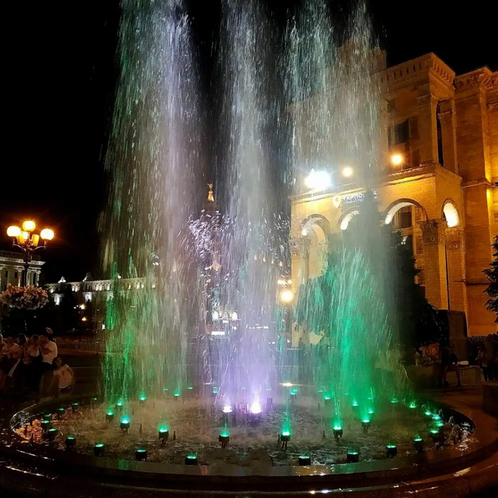 Fuente de agua de baile de música grande de diseño libre de AWS Fuente redonda en el lago Fuente de agua de baile al aire libre