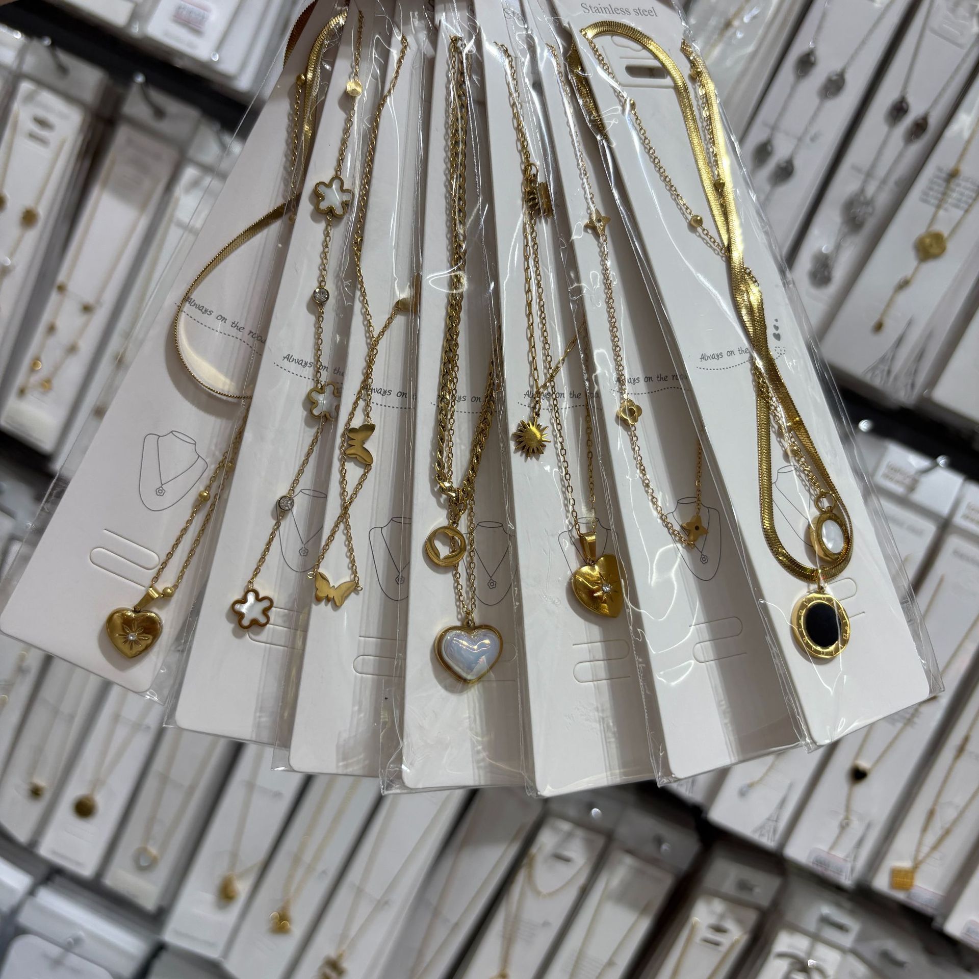 Acier inoxydable - Style de collier aléatoire