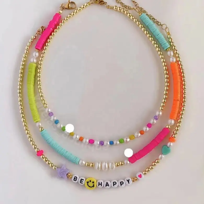 Collar de arcilla polimérica con cuentas para mujer, colgante hecho a mano con perlas coloridas, joyería con cara sonriente