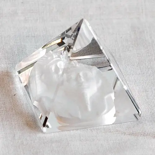 Pyramide orginale en verre de cristal transparent, pyramide en vogue, sphère en verre égyptien