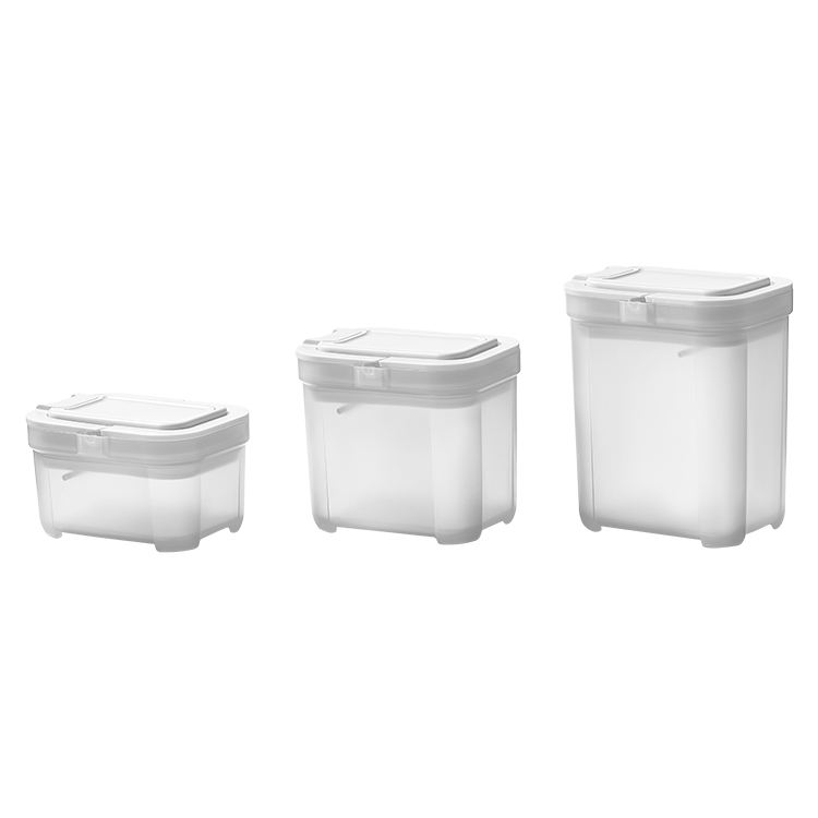 SECURE PLASTIC STORAGE