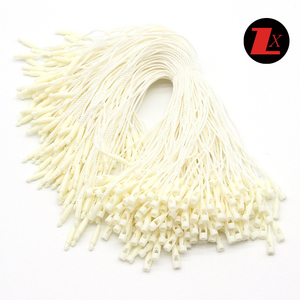 Cadena de etiquetas colgantes con logotipo de plástico personalizado para prendas de vestir para etiquetas colgantes - Product Image 3