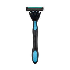 Dynamic Duo in Shaving Style and Function Combined for a Smooth Shave Disposable <strong>razor</strong> - Product Image 2