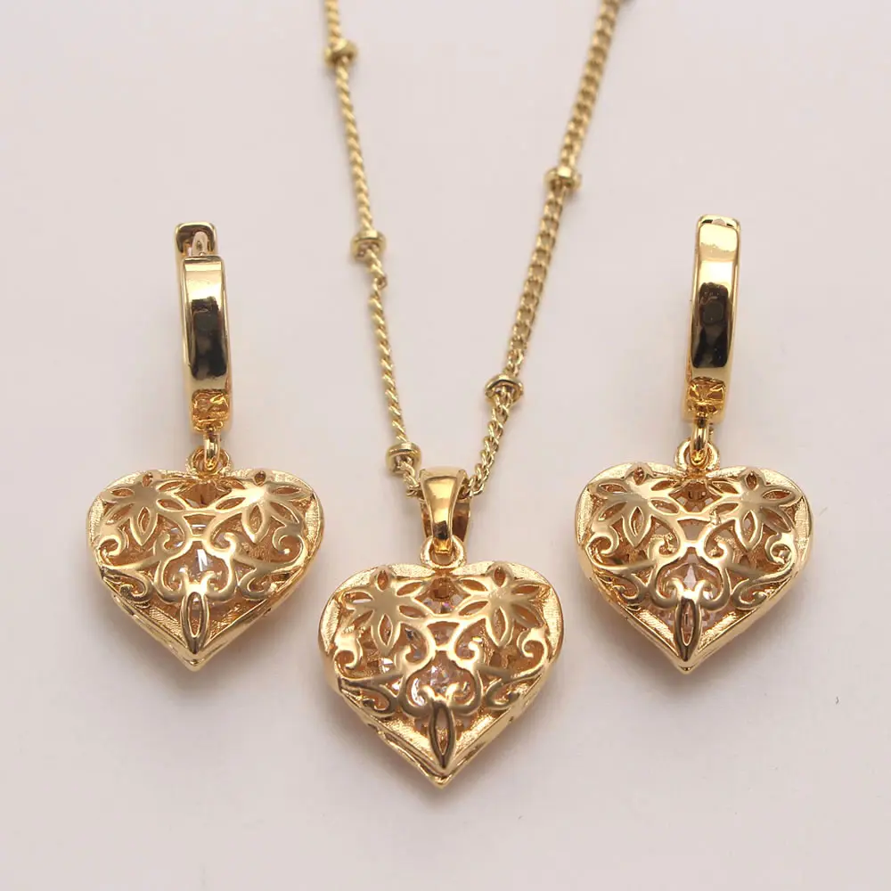 Donne ciondoli cuore Vintage con diamanti Set oro placcato alla moda collana di zirconi e orecchini Set per ragazze CZ accessori