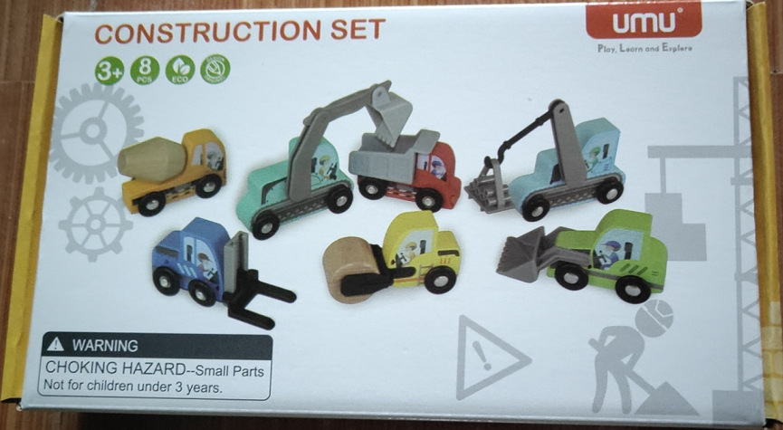Ensemble de 12 petites voitures et véhicules de chantier.