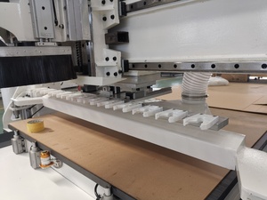 Enrutador cnc de 4x8 pies para carpintería, enrutador de madera 1325 atc cnc para corte de mdf, SX1325A-12 de fabricación de puertas de muebles de madera - Product Image 4