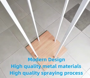 Tùy chỉnh cửa hàng bán lẻ hiện đại hiển thị đứng kim loại gỗ dọc Rack chủ cho ném gối du lịch cổ cổ tử cung lông gối - Product Image 3