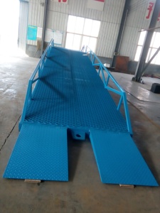 Hydraulic Dock Leveler Range in Capacity From 6 Tons to 15 Tons for Dock Ramp Warehouse <strong>Loading</strong> <strong>and</strong> <strong>Unloading</strong> - Product Image 4