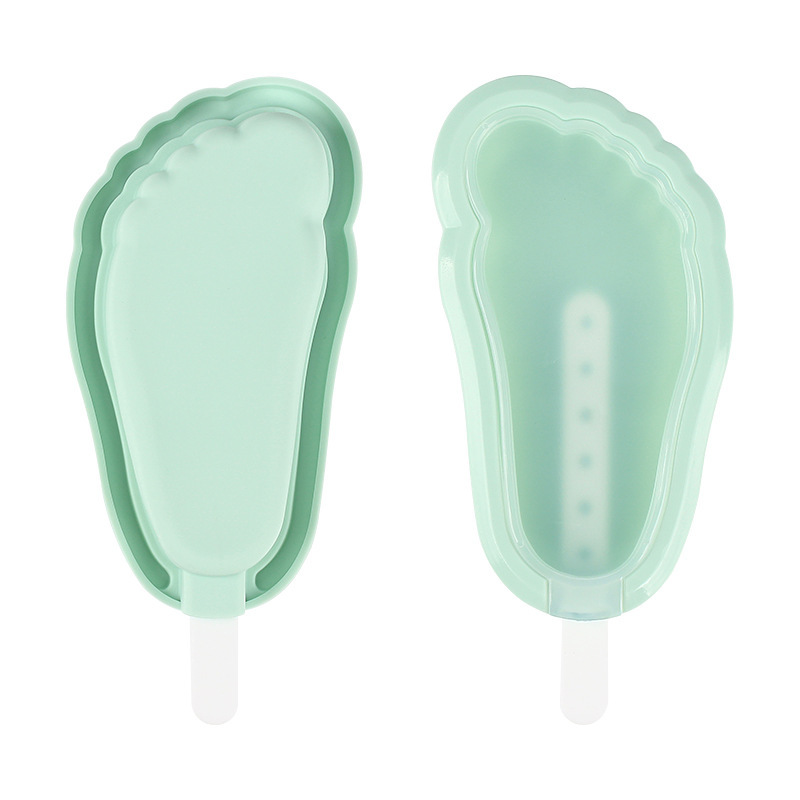 Forme de pied vert frais