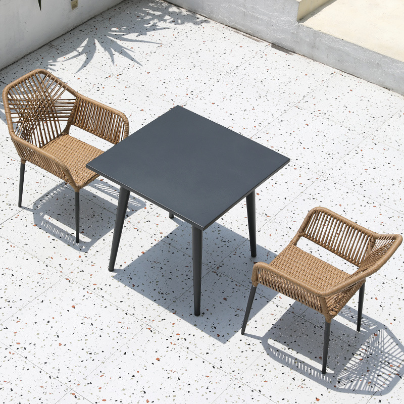 Chaise 2 pièces + table carrée tout aluminium 80*80cm 1 pièce