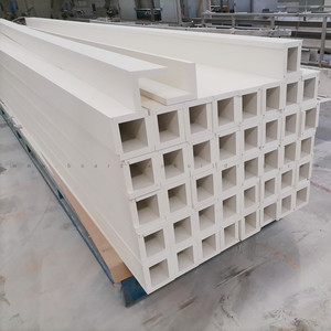 壁/窓/エッジ/コーナートリム用の腐敗防止<span class=keywords><strong>PVC</strong></span>トリムボード<span class=keywords><strong>PVC</strong></span>成形プロファイル押し出し