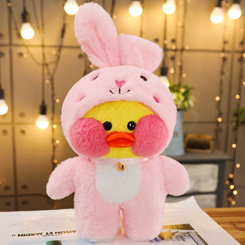 Transformé en lapin rose