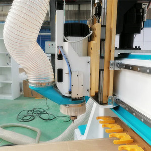 Máquina corte painel madeira <span class=keywords><strong>Router</strong></span> <span class=keywords><strong>CNC</strong></span> fábrica chinesa