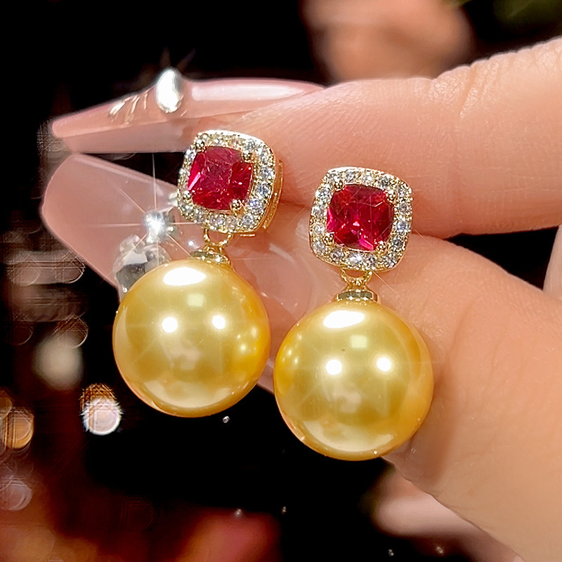 Gold golden balls stud earrings