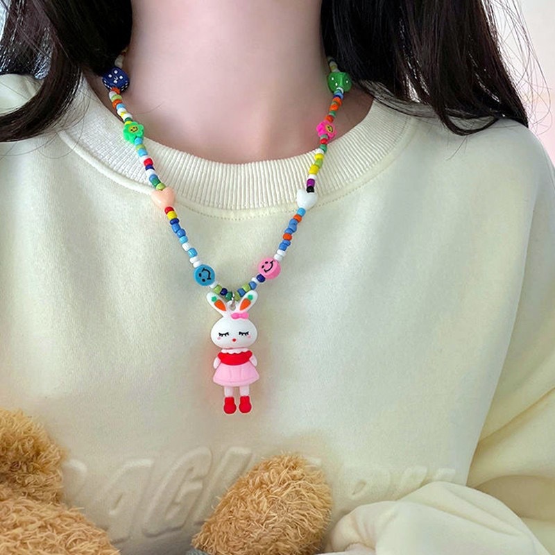 Collier de perles de riz lapin carotte