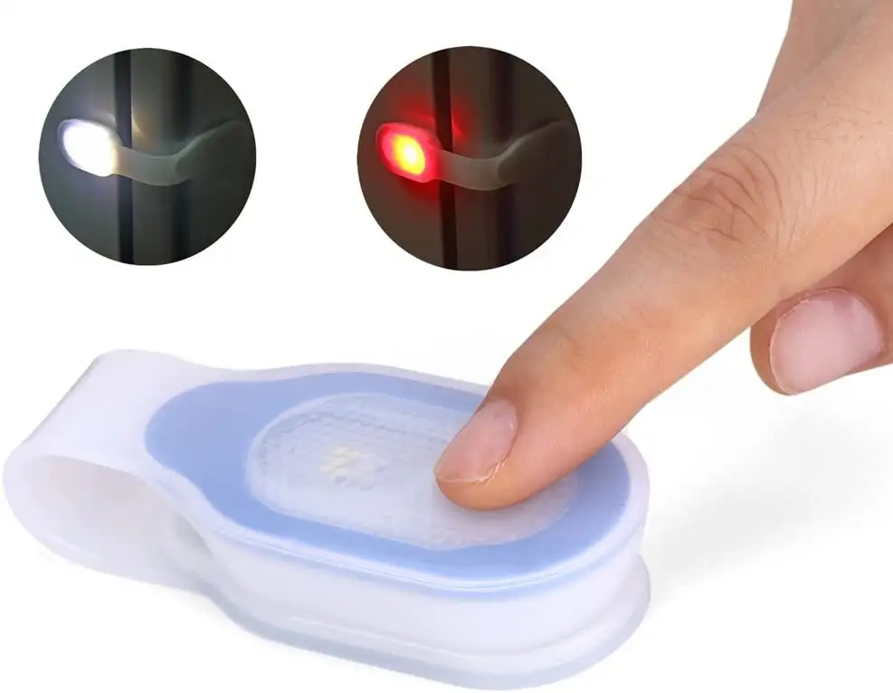 Mini llavero LED con Clip para linterna, manos libres, agarre magnético fuerte, ropa para enfermeras, noche de seguridad, luz de emergencia para correr