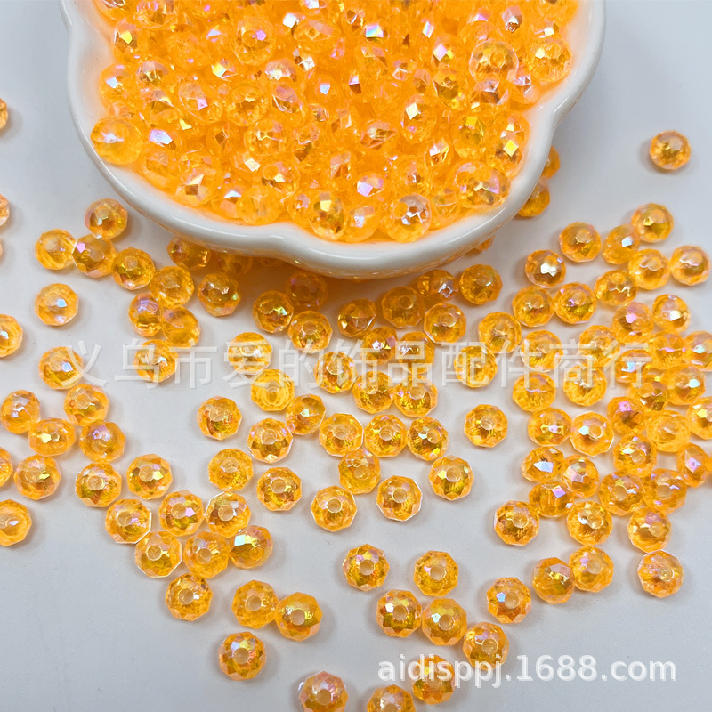 สีส้มสดใส