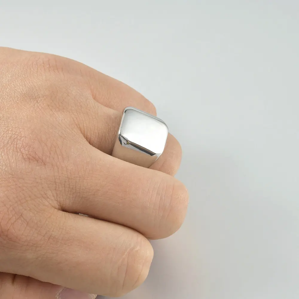 แหวนนิ้วหัวแม่มือสแตนเลสแบบเรียบง่ายสำหรับผู้ชาย316L กว้างสายรัดด้านบนสี่เหลี่ยมแหวนแฟชั่นเครื่องประดับ