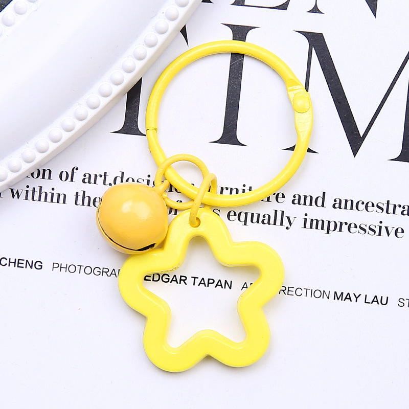 Circlip étoile à cinq branches jaune 3cm cloche 14mm