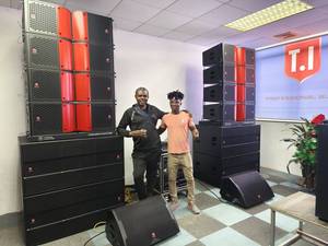 Profesional Pro2123 Audio Dual Sistema de sonido de 12 pulgadas Altavoz de matriz de línea potente grande de 3 vías para espectáculos de DJ Uso en interiores y exteriores - Product Image 2