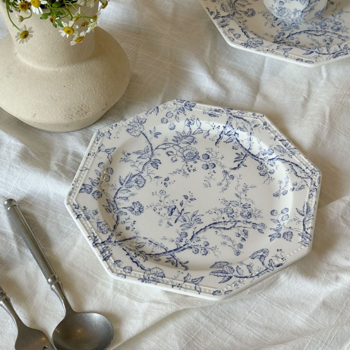 Sky Blue 9 inch Octagonal plate