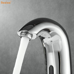 <span class=keywords><strong>Beelee</strong></span> Thiết Kế Mới Phòng Tắm Touchless Sensor Vòi Tự Động Chuyển Động Kích Hoạt Phòng Tắm Bồn Rửa Tay Điện Miễn Phí Nước Tap - Product Image 4