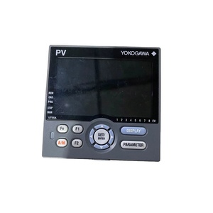 横川プログラムコントローラーユニバーサルプロセス温度コントローラーUP55A-001-11-00 - Product Image 1