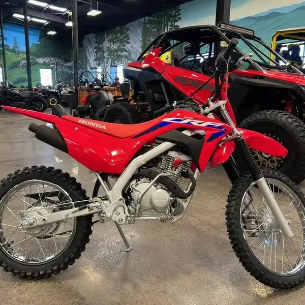 ข้อเสนอสุดพิเศษปี 2023 / 2024 Hondas CRF125F 125cc รถจักรยานยนต์สี่จังหวะสูบเดียวระบายความร้อนด้วยอากาศสําหรับขาย