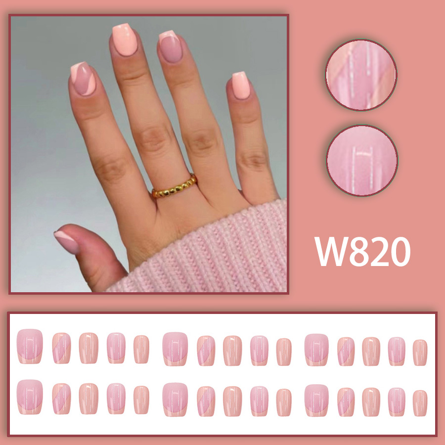 W820