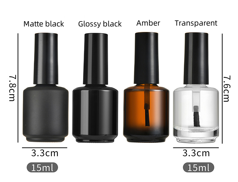 Bouteille transparente avec bouchon noir