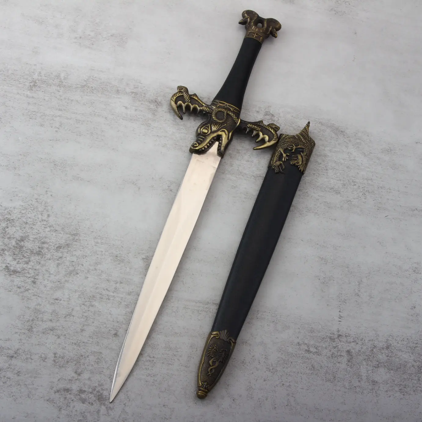 Großhandel Fantasy Schwert Metall klinge Drachen muster Griff Ornament Dekoratives Schwert