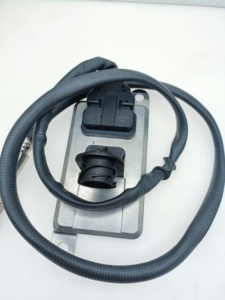 天邦原装Nox传感器5WK96612F斯堪尼亚更换附件Nox传感器24V 2296799 SNS12F - Product Image 3